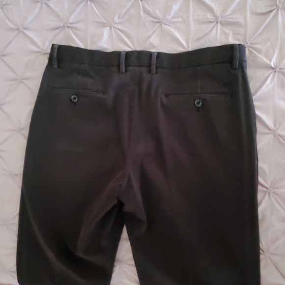 Men's flat front Dockers pants - Picture 4 of 4